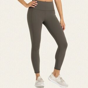 Vuori Studio Pocket Legging